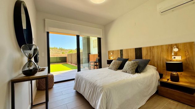 Resale - Apartments -
Villamartín