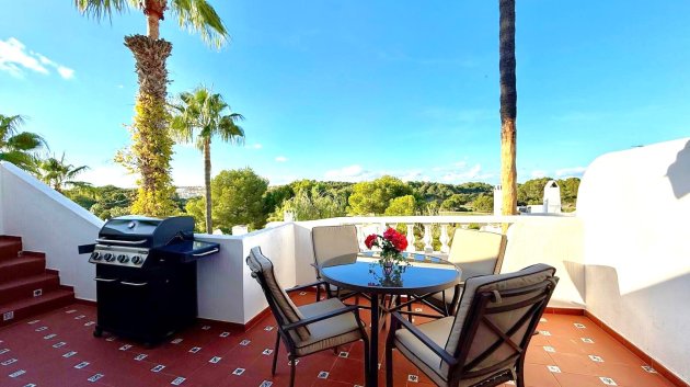 Resale - Villa -
Villamartín