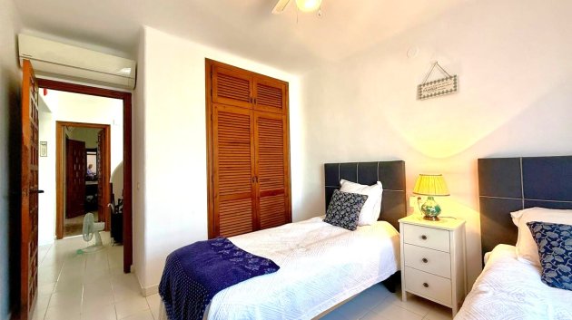 Resale - Villa -
Villamartín