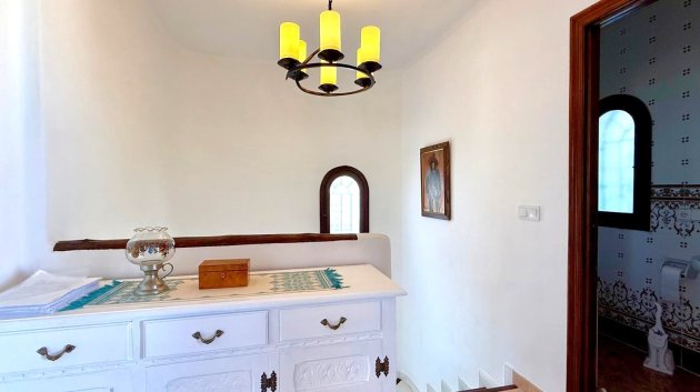 Resale - Villa -
Villamartín