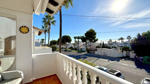 Resale - Villa -
Villamartín