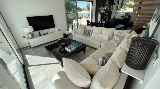 Revente - Villa -
Mil Palmeras - Costa Blanca