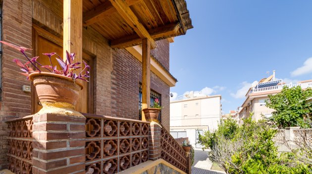 Revente - Villa -
Torrevieja - La Mata