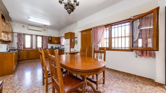 Revente - Villa -
Torrevieja - La Mata