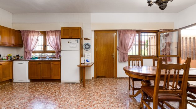 Revente - Villa -
Torrevieja - La Mata