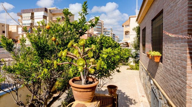 Revente - Villa -
Torrevieja - La Mata