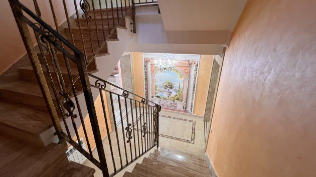 Resale - Villa -
Orihuela Costa