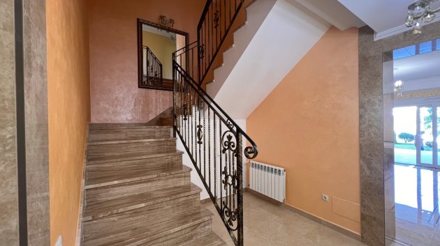 Resale - Villa -
Orihuela Costa