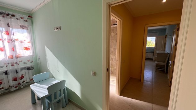 Resale - Villa -
Orihuela Costa