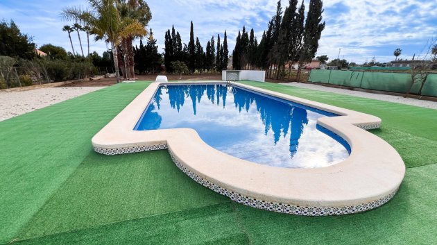 Resale - Villa -
Dolores