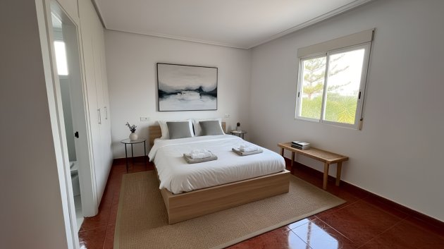 Resale - Villa -
Dolores