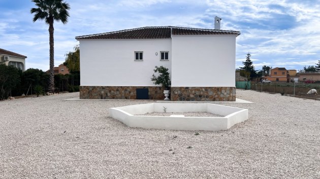Resale - Villa -
Dolores