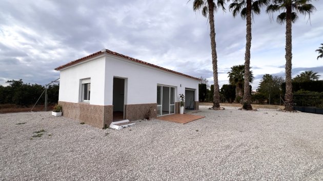 Resale - Villa -
Dolores
