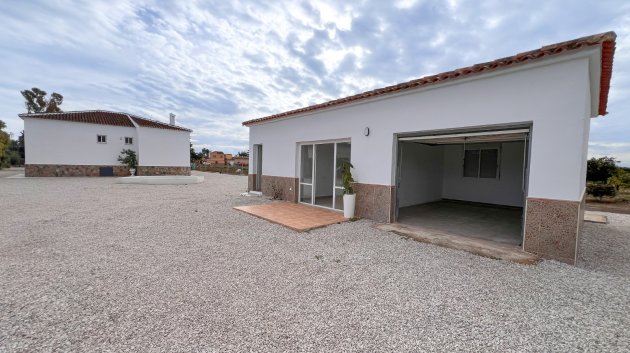 Resale - Villa -
Dolores