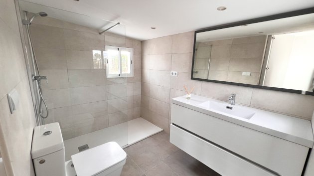 Resale - Villa -
Dolores