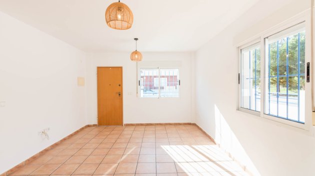 Resale - Townhouse -
Los Alcazares