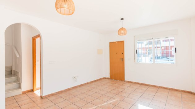 Resale - Townhouse -
Los Alcazares