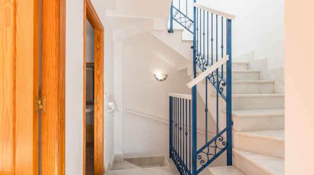 Resale - Townhouse -
Los Alcazares