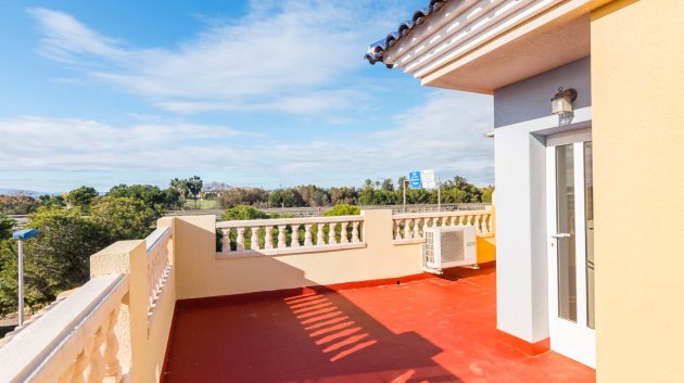 Resale - Townhouse -
Los Alcazares