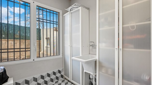 Revente - Villa -
Elche