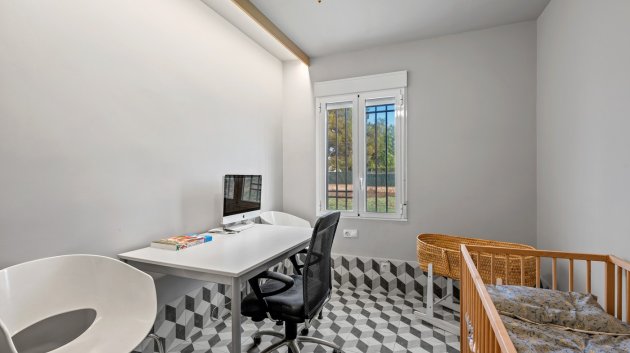 Revente - Villa -
Elche