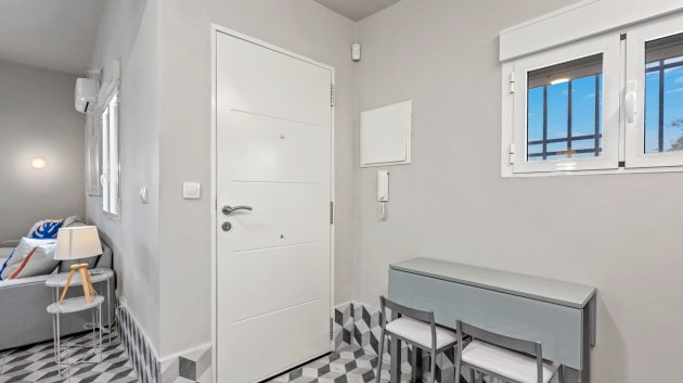 Revente - Villa -
Elche