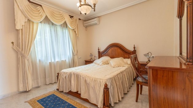 Revente - Villa -
Ciudad Quesada - Doña Pepa