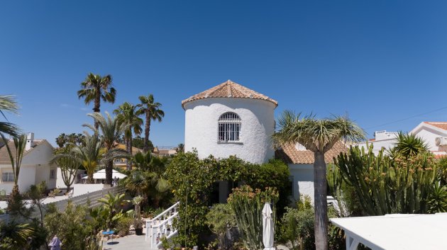 Revente - Villa -
Torrevieja - La Siesta