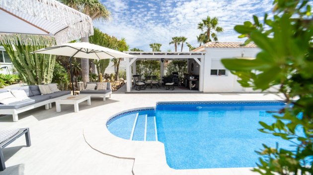 Revente - Villa -
Torrevieja - La Siesta