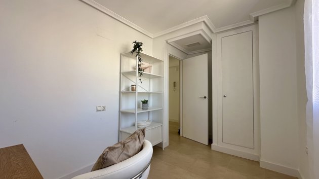 Reventa - Apartamentos -
Torrevieja