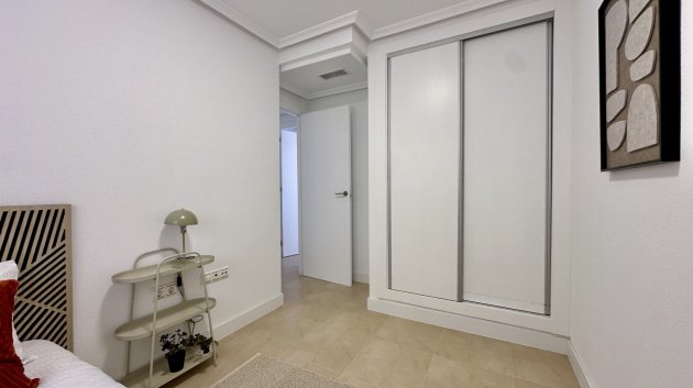 Reventa - Apartamentos -
Torrevieja