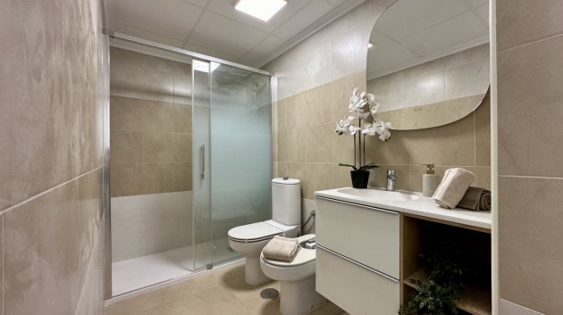 Reventa - Apartamentos -
Torrevieja