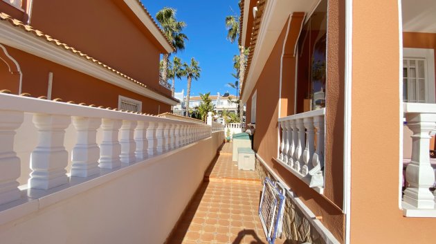 Reventa - Chalets -
Ciudad Quesada - Doña Pepa