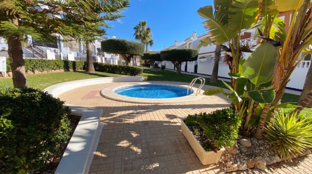 Reventa - Chalets -
Ciudad Quesada - Doña Pepa