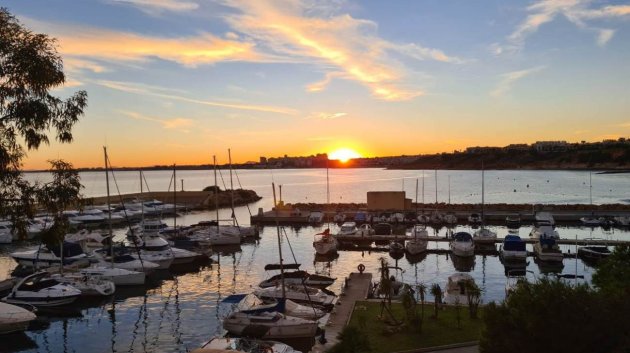 Revente - Appartements -
Orihuela Costa - Campoamor