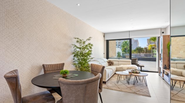 Revente - Apartment / Flat * -
Orihuela Costa - Los Dolses