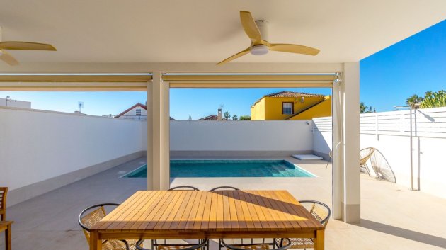 Revente - Villa -
Torrevieja - San Luis