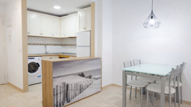 Resale - Apartments -
Guardamar del Segura