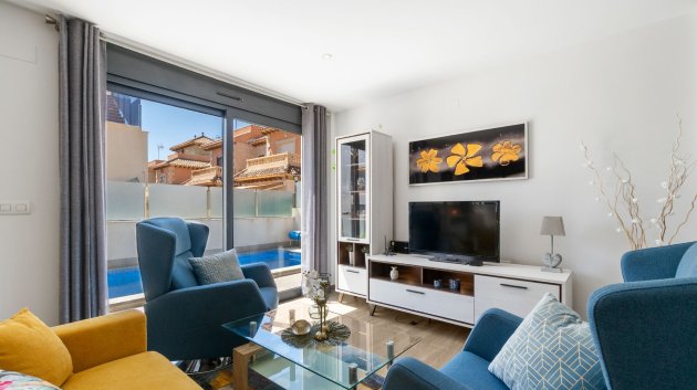 Revente - Villa -
Torrevieja - Aguas Nuevas