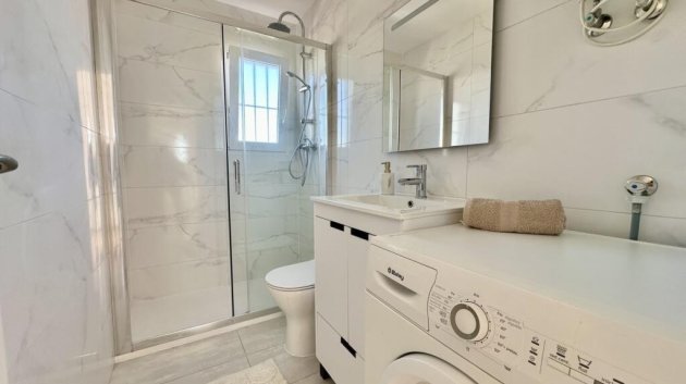 Revente - Appartements -
Torrevieja - Punta Prima