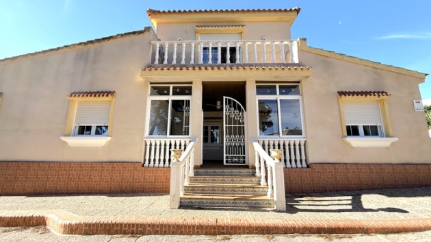 Revente - Villa -
Pilar de la Horadada - Costa Blanca Sur