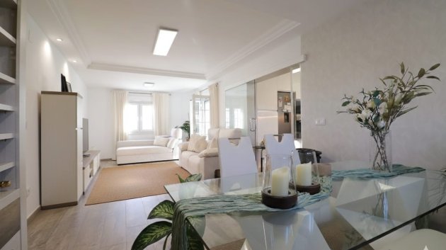 Revente - Villa -
Orihuela Costa - Villamartín