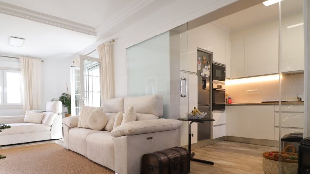 Revente - Villa -
Orihuela Costa - Villamartín