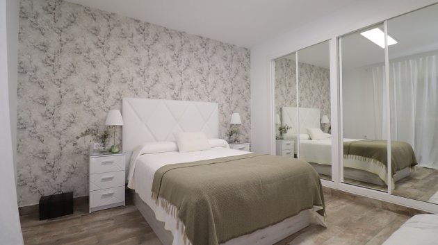 Revente - Villa -
Orihuela Costa - Villamartín