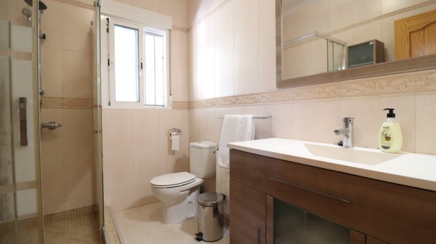 Reventa - Chalets -
Catral