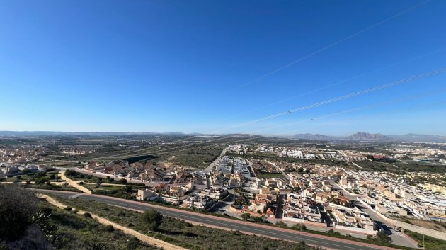 Resale - Townhouse -
Ciudad Quesada