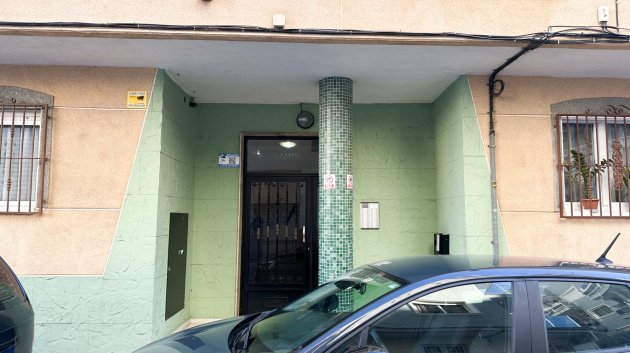 Reventa - Apartamentos -
Torrevieja - Center