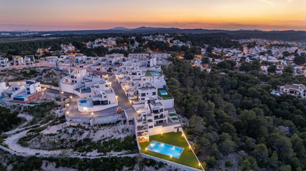 Obra nueva - Chalets -
San Miguel de Salinas