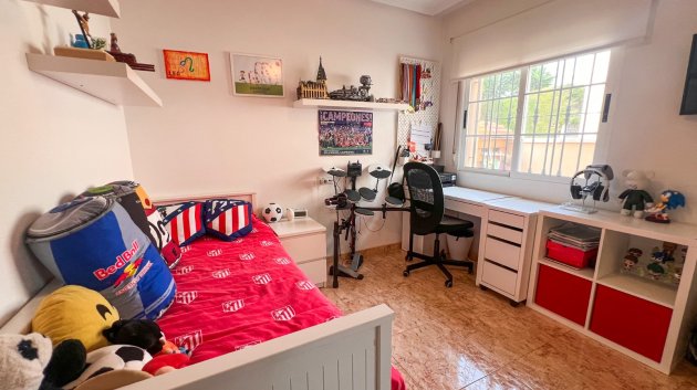 Reventa - Chalets -
Guardamar del Segura - El Raso