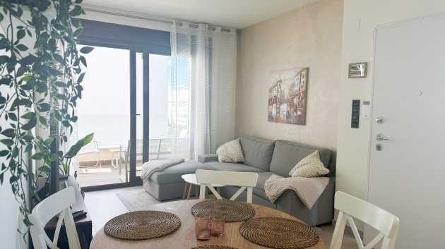 Reventa - Apartamentos -
Torrevieja - Los Balcones